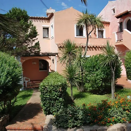 Ξενοδοχείο με διαμερίσματα Dahu 3 2 Bagni Sulla Cala Del Faro