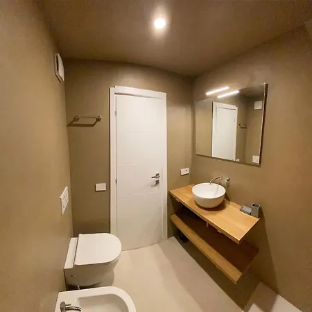 Hotel apartamentowy Dahu 3 2 Bagni Sulla Cala Del Faro