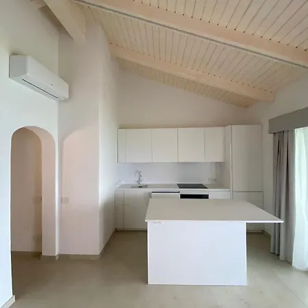 Dahu 3 2 Bagni Sulla Cala Del Faro Appart hôtel