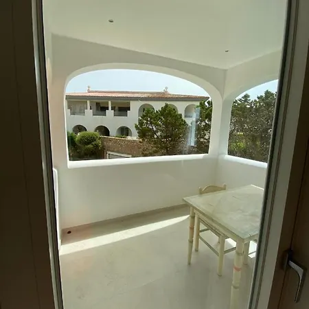 Dahu 3 2 Bagni Sulla Cala Del Faro Hotel apartamentowy