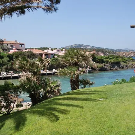 Dahu 3 2 Bagni Sulla Cala Del Faro Appart hôtel 3*