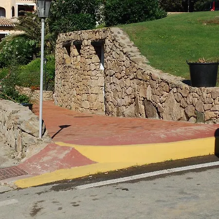 Dahu 3 2 Bagni Sulla Cala Del Faro